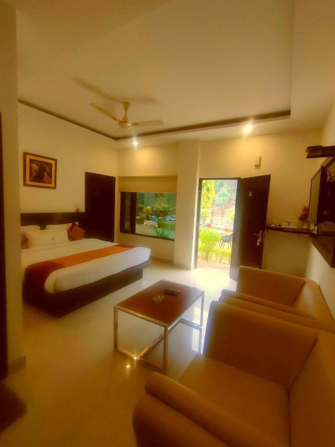 Ezzenza Mahayana Resort & Spa Rishīkesh Exterior foto